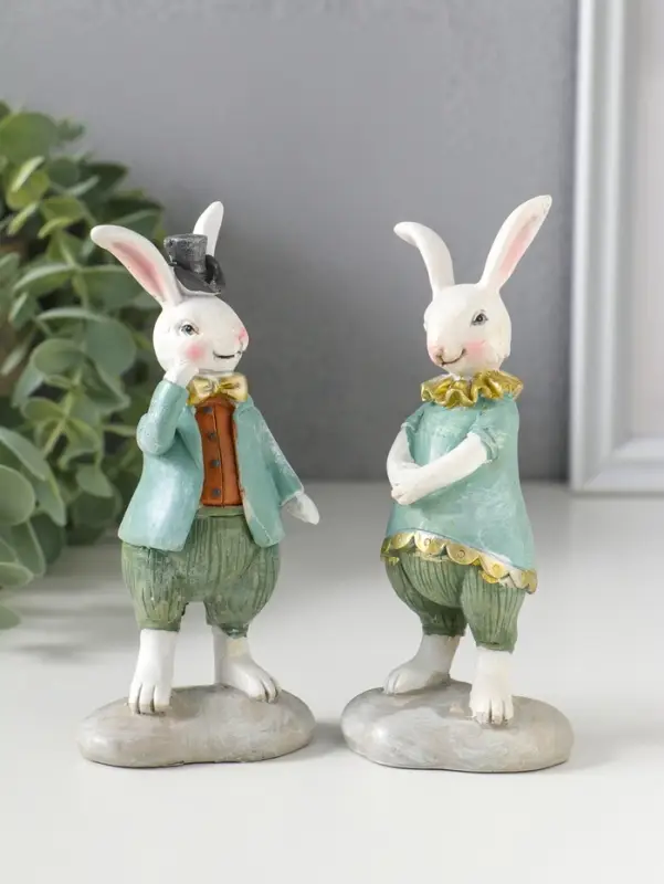 Сувенир полистоун "Парочка зайчат в костюмах с жабо/бабочкой" набор 2 шт 5,5х4х12,5 см