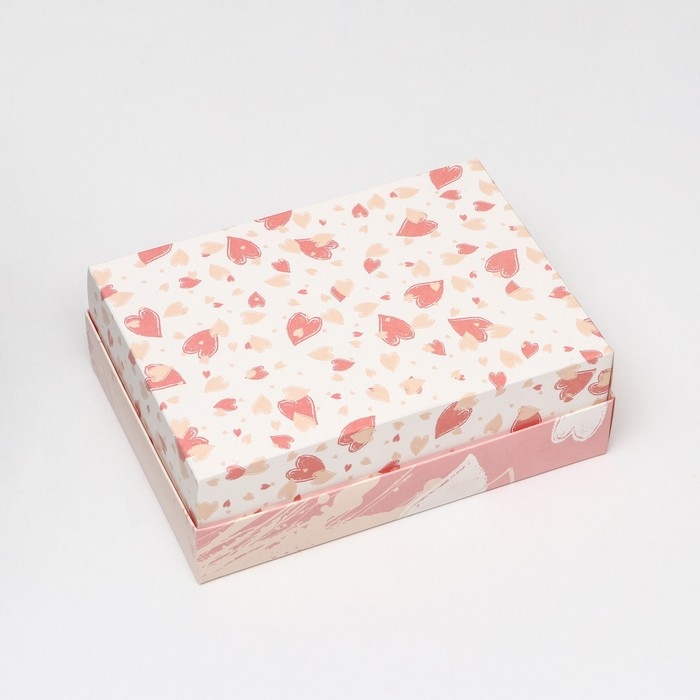 Коробка складная, с окном Коробка складная, с окном "С любовью" 21 х 15 х 7 см