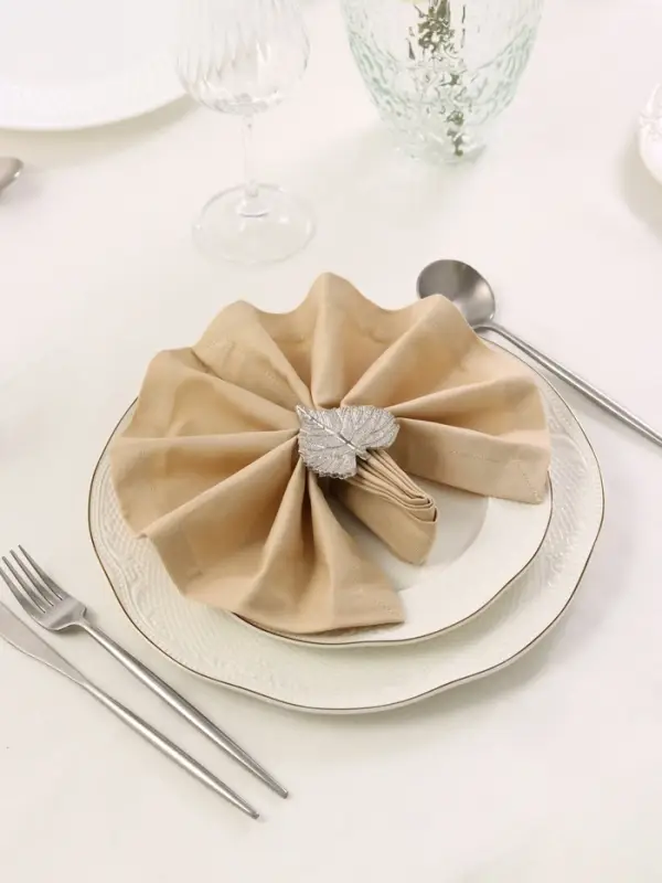 Кольцо для салфеток &laquo;Кленовый лист&raquo;, 6&times;7&times;5 см, алюминий