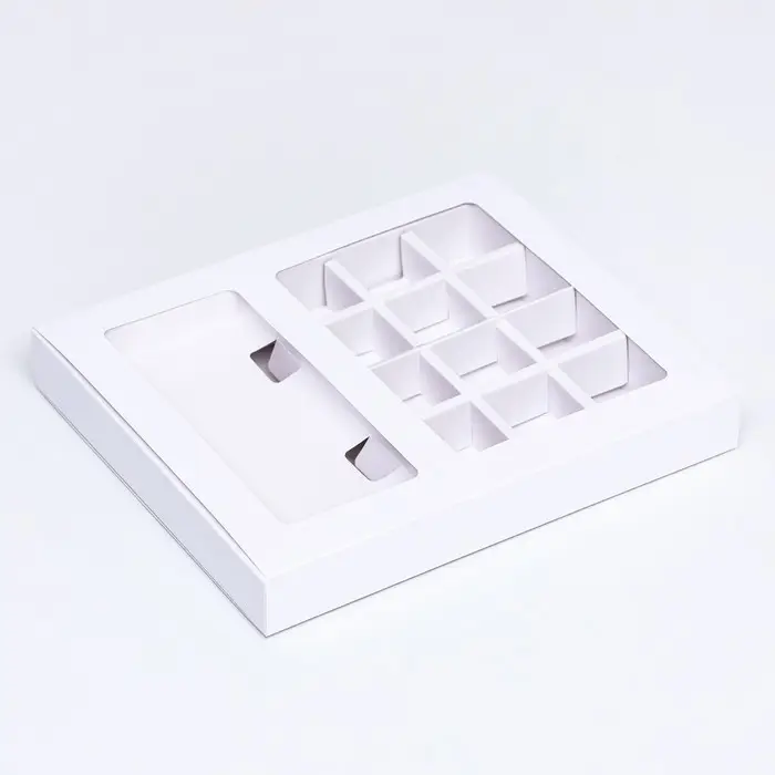 Коробка с обечайкой с окном под 12 конфет и плитку шоколада 23.7×19.9×3.1 см Коробка с обечайкой с окном под 12 конфет и плитку шоколада 23.7×19.9×3.1 см
