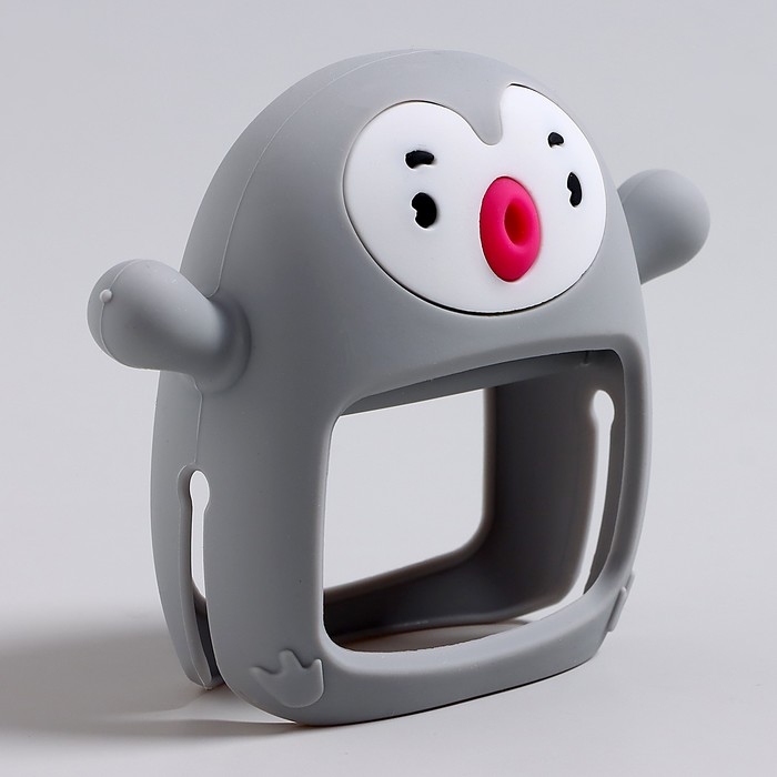 Прорезыватель зубной «Пингвинёнок», в форме соска c ручкой, цвет серый