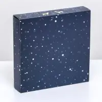 Коробка под 16 конфет &laquo;Новогодняя&raquo;, 17.5&times;17.5&times;3.5 см