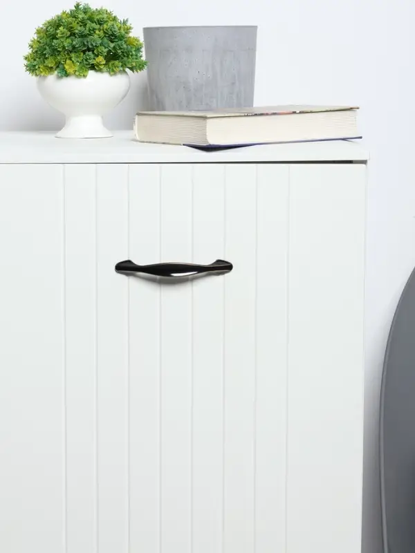 Ручка-скоба мебельная ТУНДРА PC179, 96 мм, цвет черный