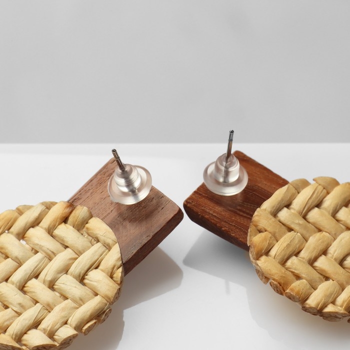 Серьги из дерева «Ваканда» стиль, плетёнка, цвет бело-коричневый Серьги из дерева «Ваканда» стиль, плетёнка, цвет бело-коричневый