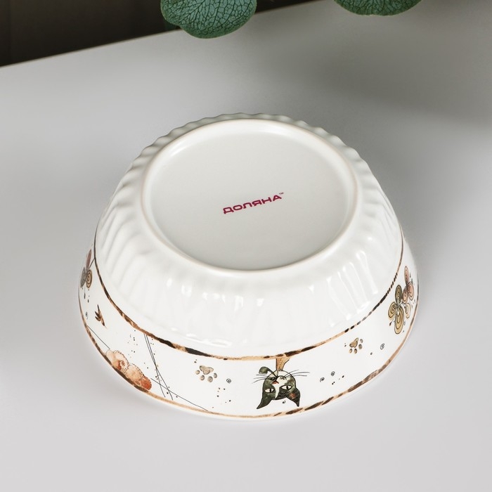 Салатник фарфоровый «Коты-аристократы», 450 мл, d=14 см, цвет белый Салатник фарфоровый «Коты-аристократы», 450 мл, d=14 см, цвет белый