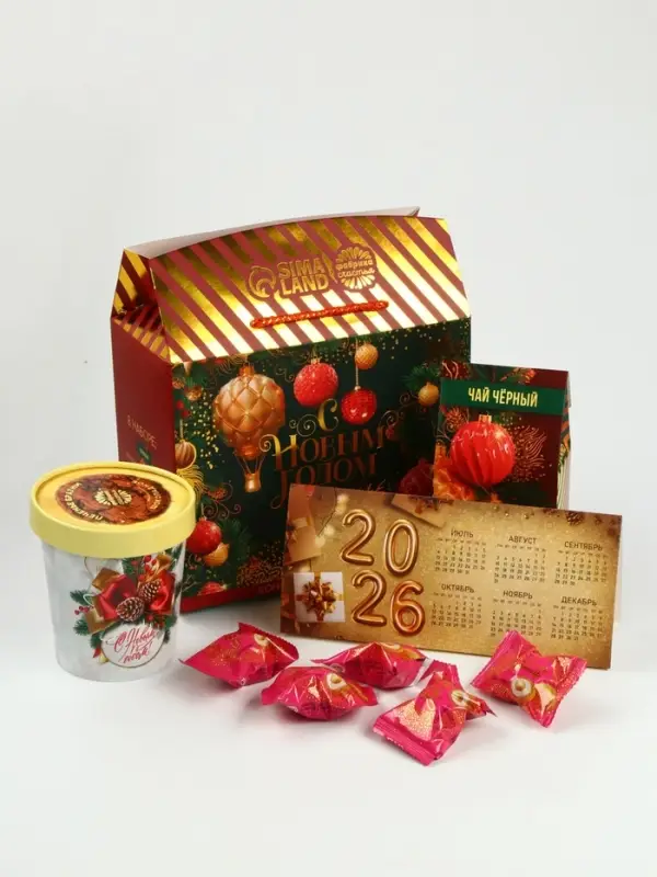 Подарочный набор &laquo;С Новым годом&raquo;: чай (50 г), конфеты (110 г), печенье брауни (120 г)
