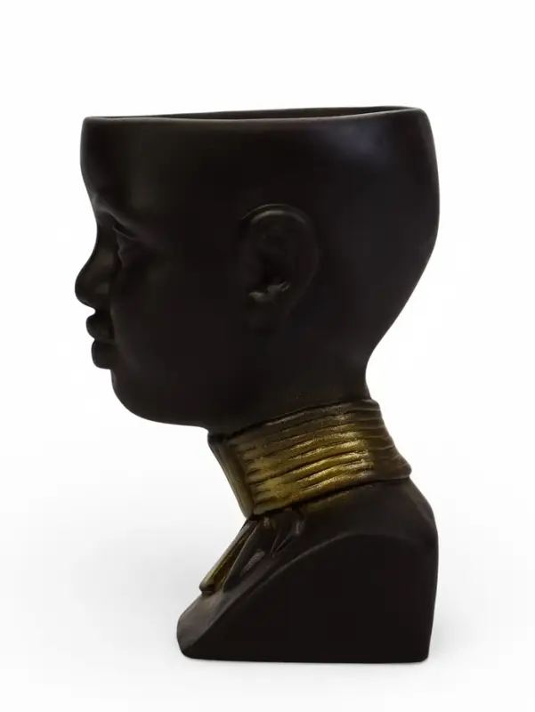 Декоративное кашпо для цветов &laquo;Негритянка&raquo;, 1.3 л, 14&times;20&times;12 см, керамическое, чёрное