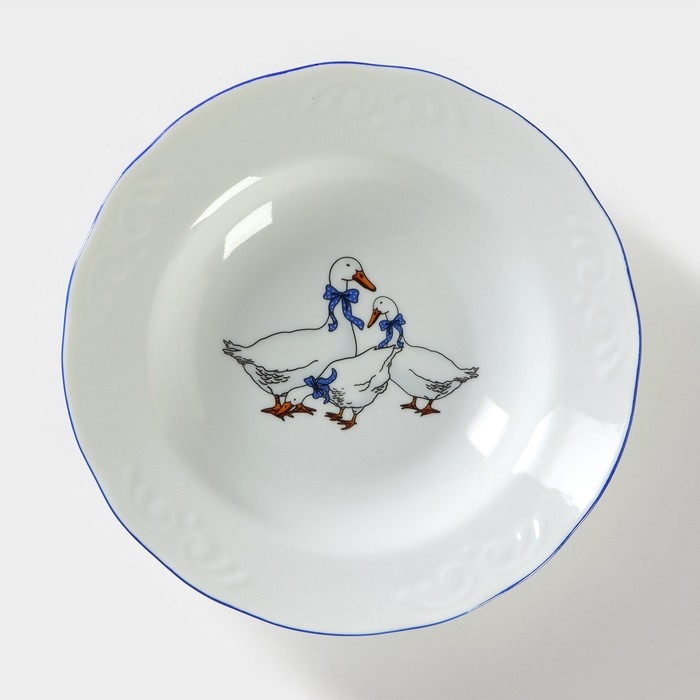 Тарелка фарфоровая глубокая «Гуси», 250 мл, d=20 см, деколь МИКС Тарелка фарфоровая глубокая «Гуси», 250 мл, d=20 см, деколь МИКС