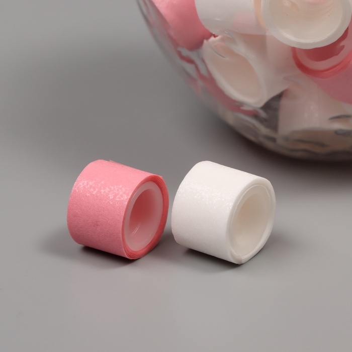 Клейкая лента пластик в банке  Клейкая лента пластик в банке "Белый и розовый" н-р 40 шт 1,2 см, дл. 0,9 м 7х7х9 см