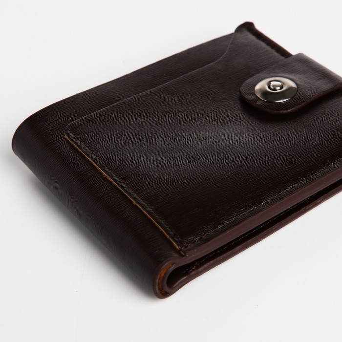 Портмоне мужское на магните, отдел для купюр, для карт, для монет, цвет коричневый Портмоне мужское на магните, отдел для купюр, для карт, для монет, цвет коричневый