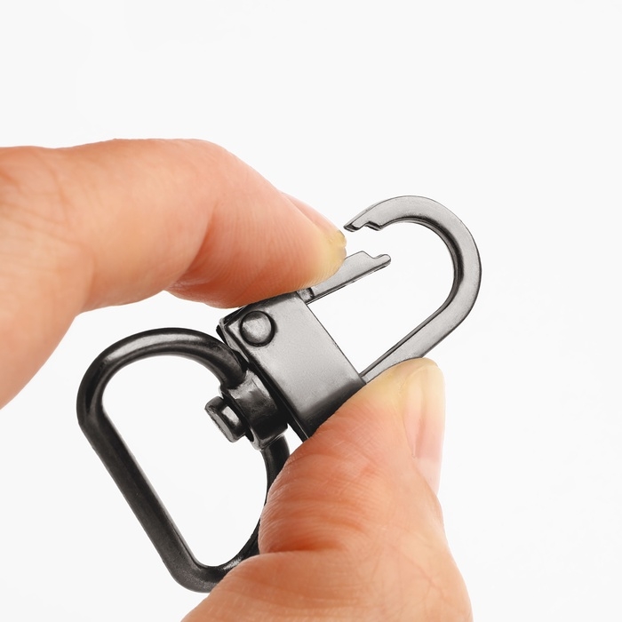 Карабин металлический, 42 × 30 мм, / 25 × 2,5 мм, 5 шт, цвет чёрный никель Карабин металлический, 42 × 30 мм, / 25 × 2,5 мм, 5 шт, цвет чёрный никель