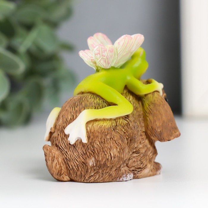 Сувенир полистоун Сувенир полистоун "Пирамидка - кролик, лягуха и бабочка" 6,3х6,7х4 см