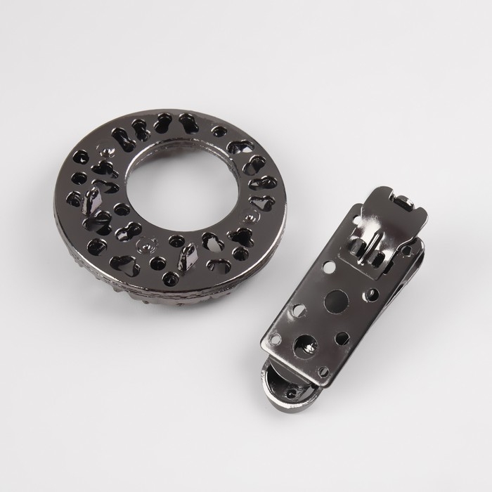 Декоративная застёжка, 7,5 × 4,5 см, цвет чёрный Декоративная застёжка, 7,5 × 4,5 см, цвет чёрный