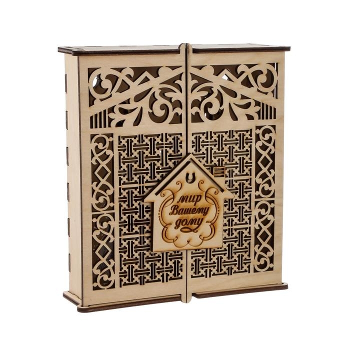 Ключница дерево Ключница дерево "Домик. Мир вашему дому" 18х20,5х6 см