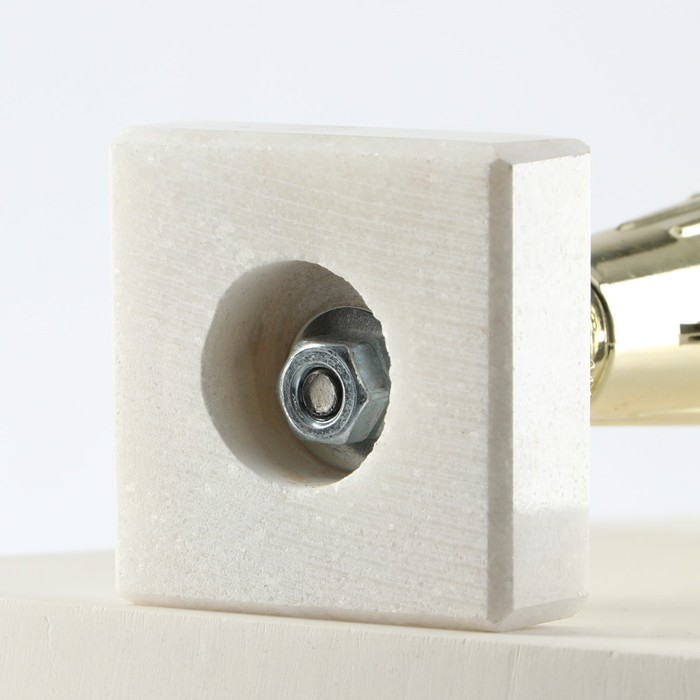 Кубок 107, наградная фигура, золото, подставка камень, 22 х 8 х 5 см. Кубок 107, наградная фигура, золото, подставка камень, 22 х 8 х 5 см.