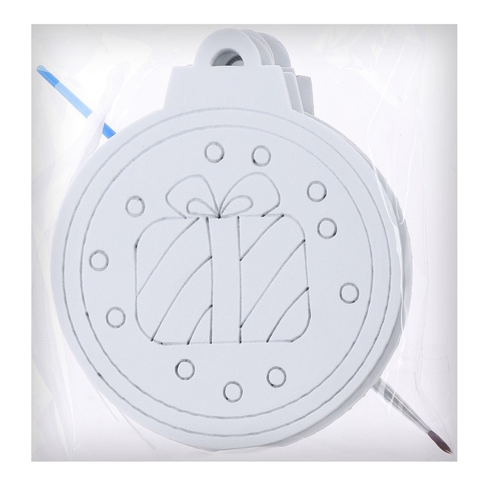 Ёлочное украшение под раскраску «Подарок» 4 шт., кисть Ёлочное украшение под раскраску «Подарок» 4 шт., кисть