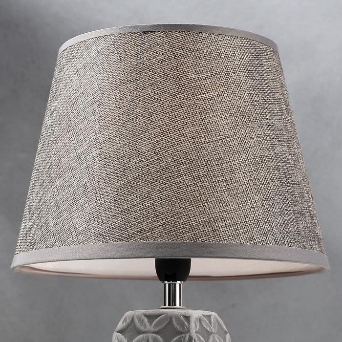 Лампа настольная 16445/1GR E14 40вт серый 22х22х34 см RISALUX Лампа настольная 16445/1GR E14 40вт серый 22х22х34 см RISALUX