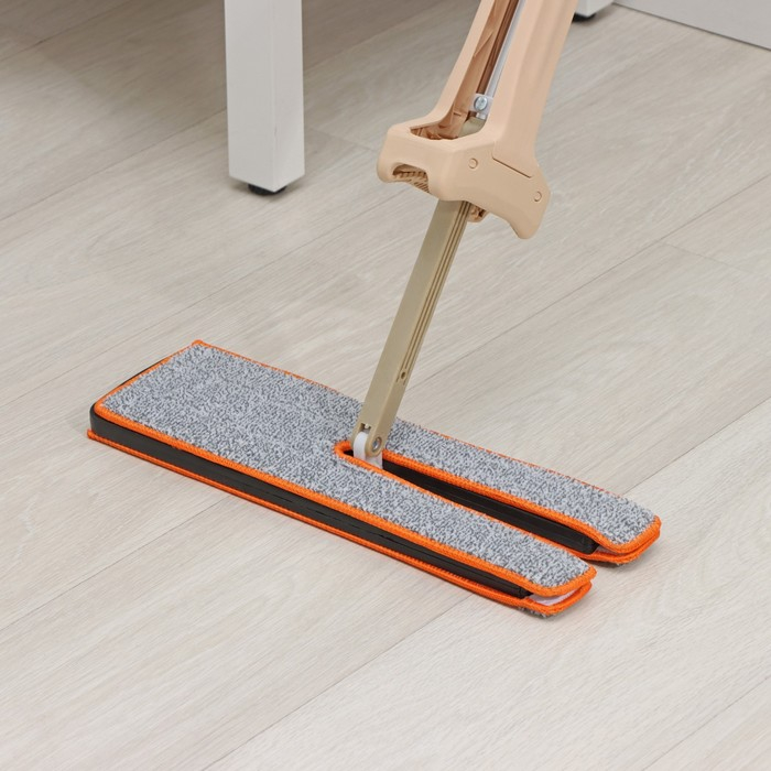 Швабра с отжимом Доляна, двусторонняя насадка из микрофибры 38×12 см, стальная ручка 134 см Швабра с отжимом Доляна, двусторонняя насадка из микрофибры 38×12 см, стальная ручка 134 см