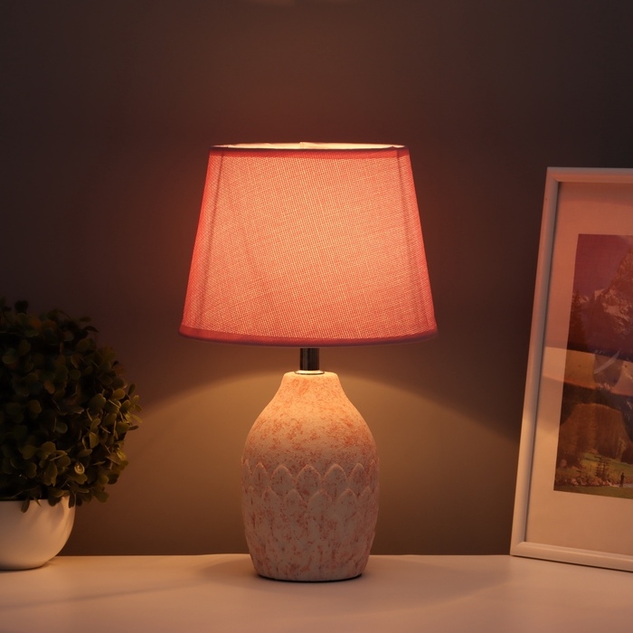 Лампа настольная Лампа настольная "Какао" 1х40Вт Е14 розовый 20х20х34см