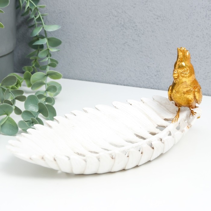 Сувенир полистоун подставка Сувенир полистоун подставка "Золотой попугайчик с хохолком на белом листе" 11х24,5х11 см