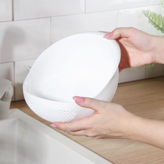 Дуршлаг кухонный Доляна «Радуга», 22×16,5×12 см, цвет МИКС Дуршлаг кухонный Доляна «Радуга», 22×16,5×12 см, цвет МИКС