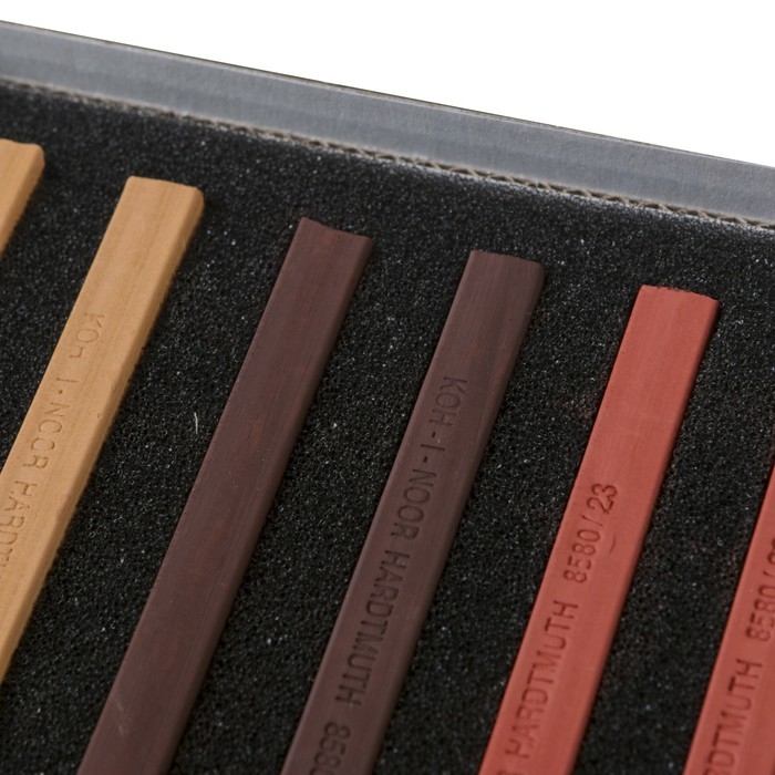 Пастель сухая художественная 12 цветов, Soft Koh-I-Noor TOISON D`OR 8592, 2B, градация коричневого Пастель сухая художественная 12 цветов, Soft Koh-I-Noor TOISON D`OR 8592, 2B, градация коричневого