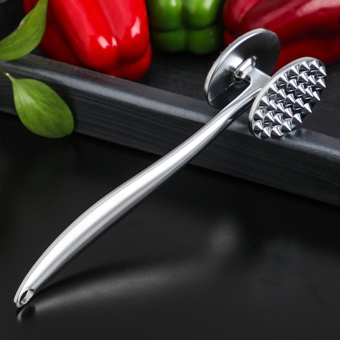 Молоток для мяса Magistro Volt, нержавеющая сталь Молоток для мяса Magistro Volt, нержавеющая сталь