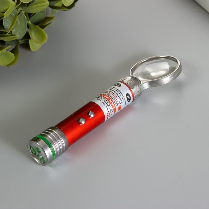 Указка лазерная лупа 2,5 см 3 режима мигает, светит, лазер LR44x3 шт  Указка лазерная лупа 2,5 см 3 режима мигает, светит, лазер LR44x3 шт "Красная" 1,5х2,8х10 см   10473