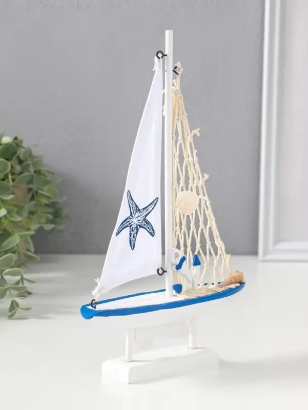 Сувенир дерево "Парусник с морской звездой на парусе" бело-синий 16,5х4,5х27,5 см