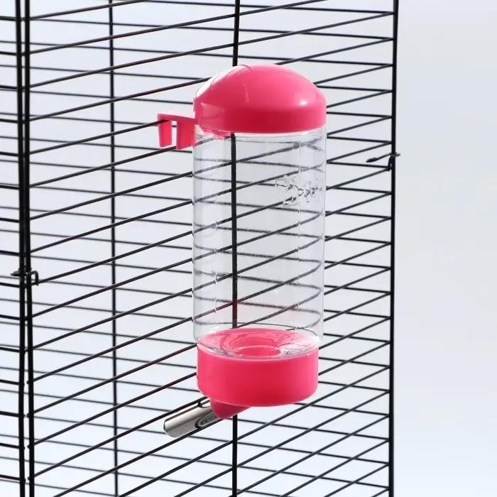 Поилка для клетки, 400 мл, 9&times;6&times;20 см, розовая