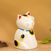 Сувенир «Кошка Неко», 6×6×11 см, дерево, белый