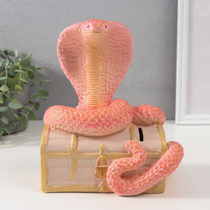 Копилка Копилка"КОБРА НА СУНДУКЕ "  20 х 17 х 12 см.