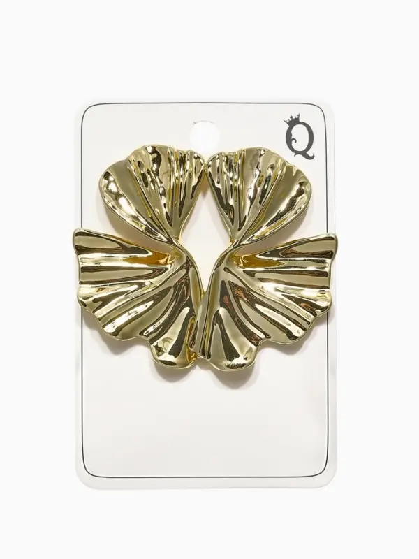 Серьги пластик «Лепестки» асимметрия, цвет золото