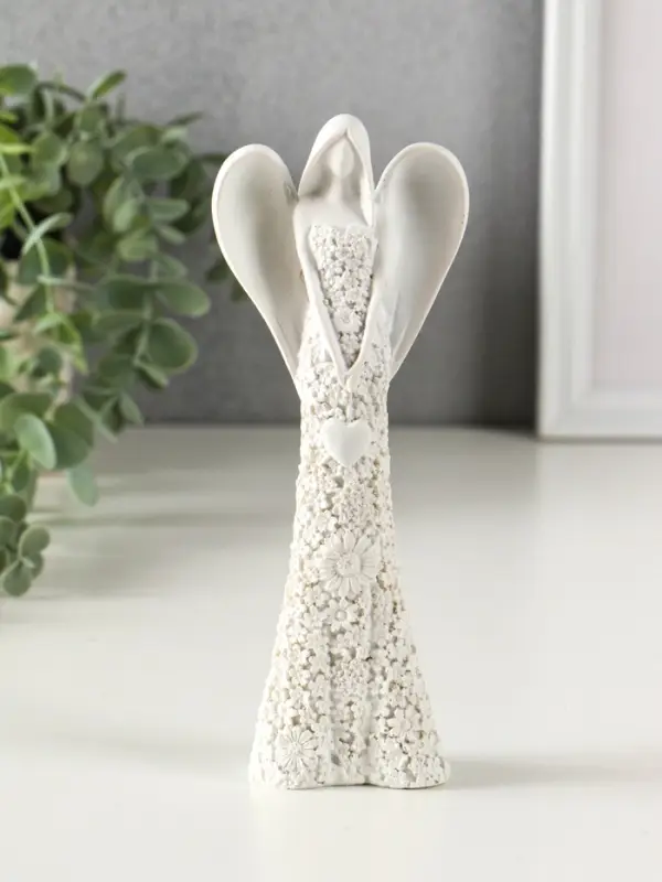 Сувенир полистоун Сувенир полистоун "Безликий ангел в цветочном белом платье с сердцем" МИКС 20 см