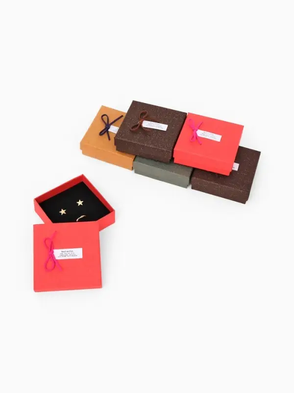 Набор коробочек подарочных 6 шт. под набор &laquo;Шильдик&raquo;, 9&times;9 см, цвет МИКС