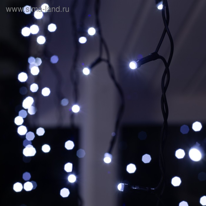 Гирлянда «Бахрома» 3 × 0.6 м, IP44, УМС, тёмная нить, 160 SMD-LED, свечение белое, 220 В Гирлянда «Бахрома» 3 × 0.6 м, IP44, УМС, тёмная нить, 160 SMD-LED, свечение белое, 220 В