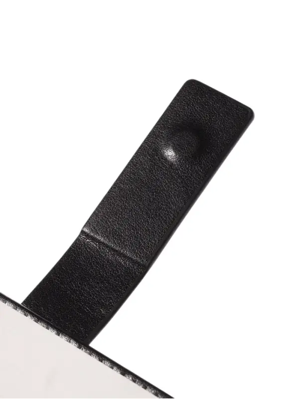 Ежедневник недатированный формат А5, с хлястиком, 112л, линия, держатель, пвх, Черный Ежедневник недатированный формат А5, с хлястиком, 112л, линия, держатель, пвх, Черный