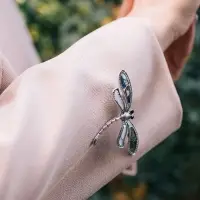 Брошь &laquo;Стрекоза&raquo; ракушка, цветная в чернёном серебре