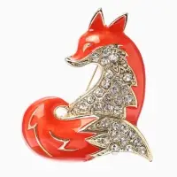 Брошь &laquo;Лиса&raquo; хитрая, стразы, цвет оранжево-белый в золоте