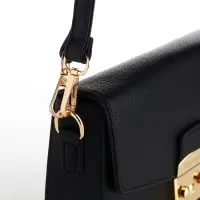 Сумка женская мессенджер TEXTURA на клапане, 23&times;6&times;15 см, чёрная