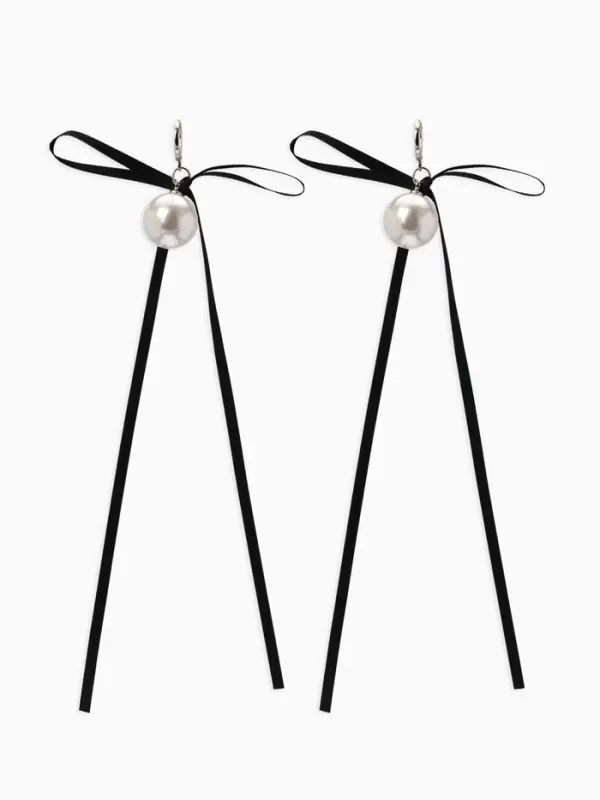 Серьги жемчуг Серьги жемчуг "Бусина с бантиком", №16, цвет бело-чёрный в серебре