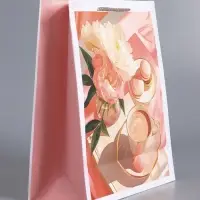 Пакет подарочный ламинированный &laquo;Самой желанной&raquo;, розовый, 26&times;12&times;32 см