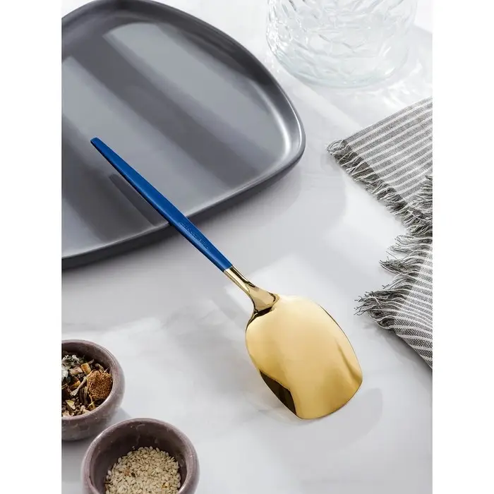 Лопатка из нержавеющей стали Magistro «Грэйс», длина 26 см, цвет ручки голубой, цвет головы золотой Лопатка из нержавеющей стали Magistro «Грэйс», длина 26 см, цвет ручки голубой, цвет головы золотой