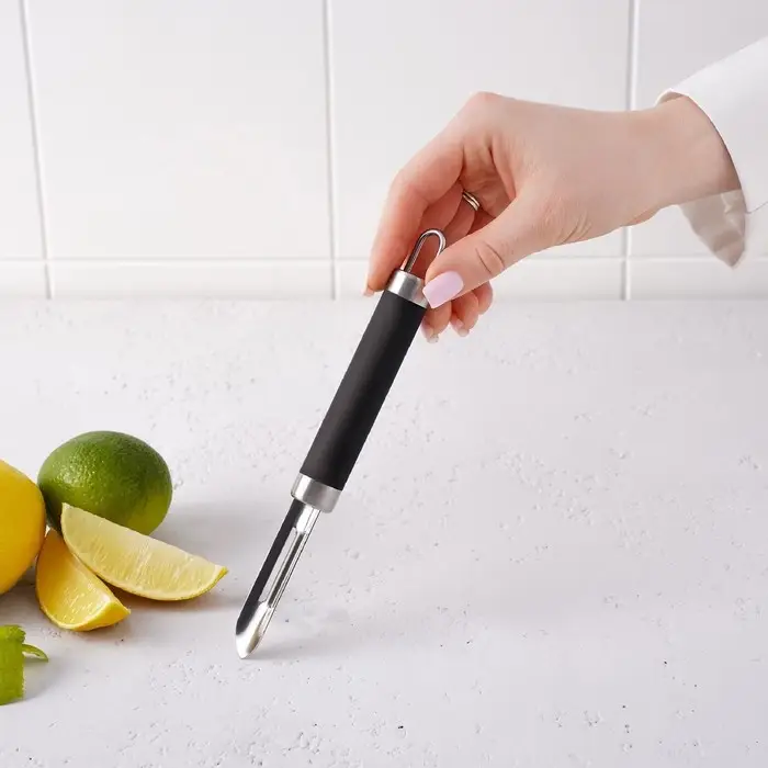 Овощечистка Доляна Venus, 18.5 см, ручка софт тач, чёрная