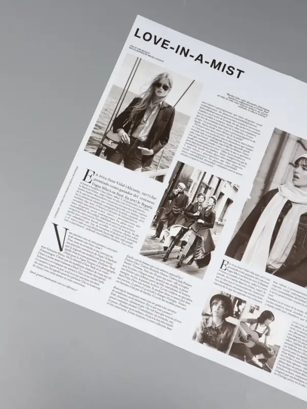 Пленка флористическая "Газета моды" 65мкм, св. голубая, 50х57 &plusmn;1см