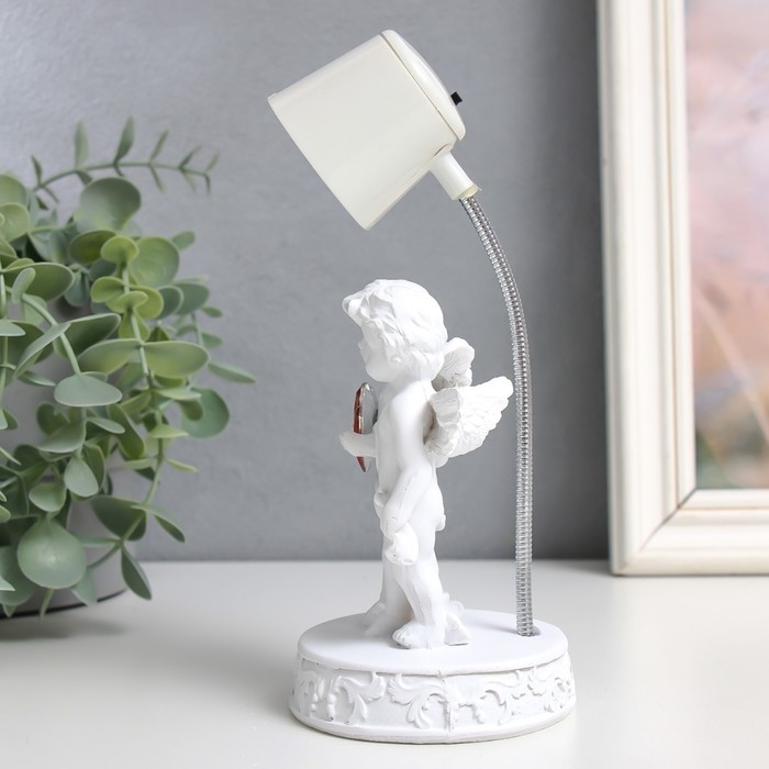 Сувенир полистоун свет "Лампа - ангелы с сердцем" белый МИКС 7,5х7,5х18 см