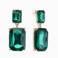Серьги со стразами &laquo;Клео&raquo;, классика, цвет изумрудный в золоте