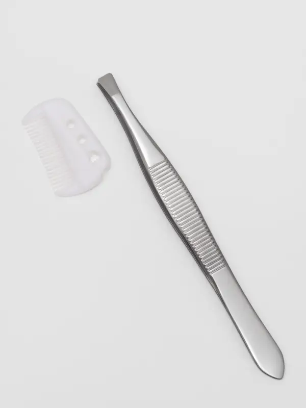 Пинцет прямой, узкий, с расчёской, 8.8 см, в чехле, МИКС