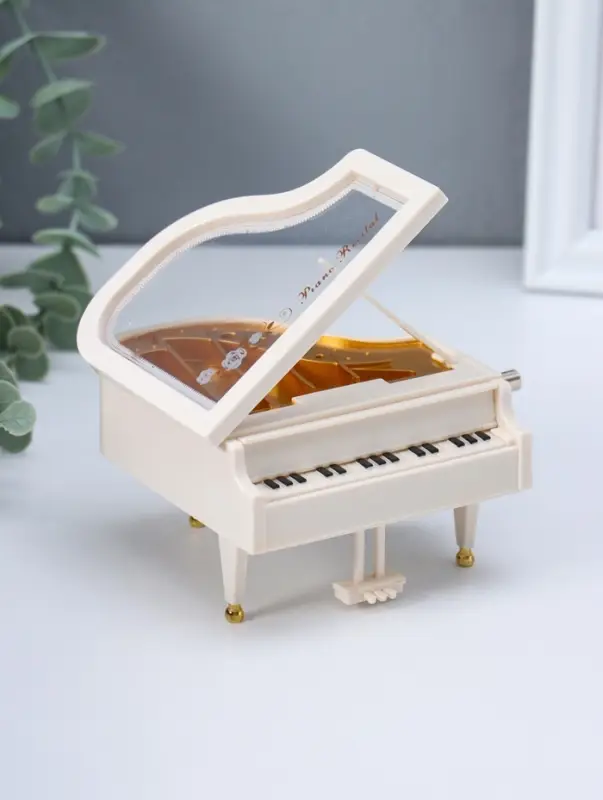 Шкатулка музыкальная механическая "Пианино" белая 9х10,5х6,2 см