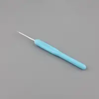Крючок для вязания, с пластиковой ручкой, d=2.5 мм, 14 см, голубой